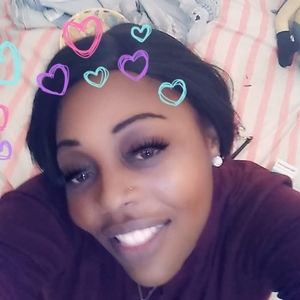 Meet your Posher, Ebony